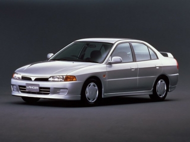 EVA коврики в багажник Mitsubishi Lancer VII (правый руль) 1995-2000 